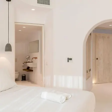 Luxury Ocean View Centre Villa Mykonos Town